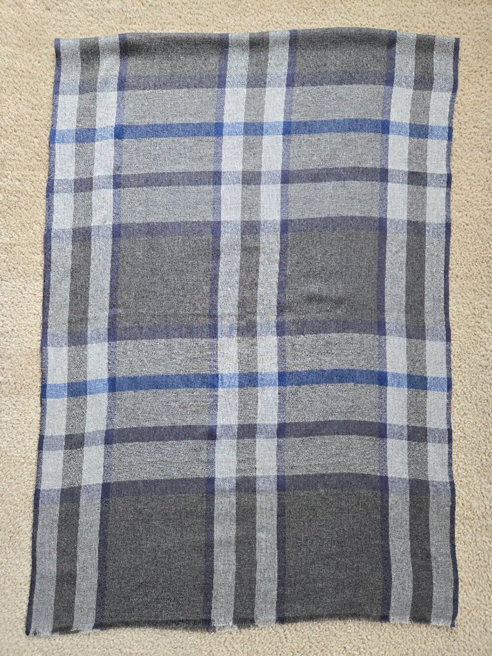 NWOT Wool Scarf Plaid Lightweight Grey Blue Anekaant